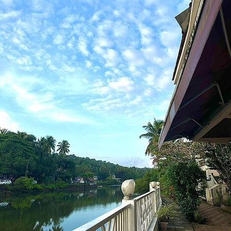 باغا Hotel Riverside المظهر الخارجي الصورة