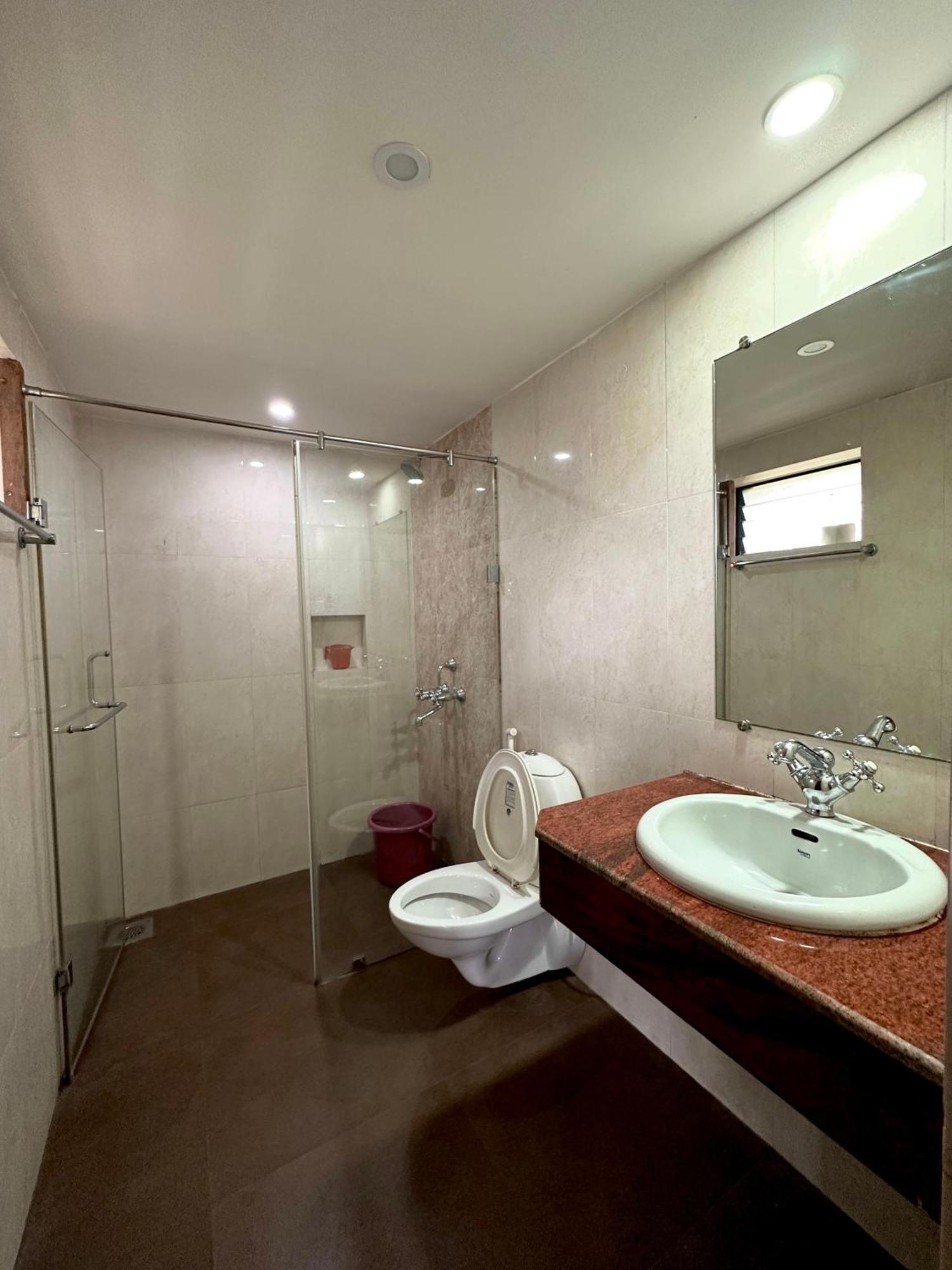 باغا Hotel Riverside المظهر الخارجي الصورة